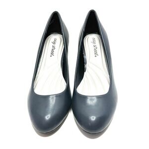 Easy Street Passion Pumps New Navy Size 8M NWT and BOX